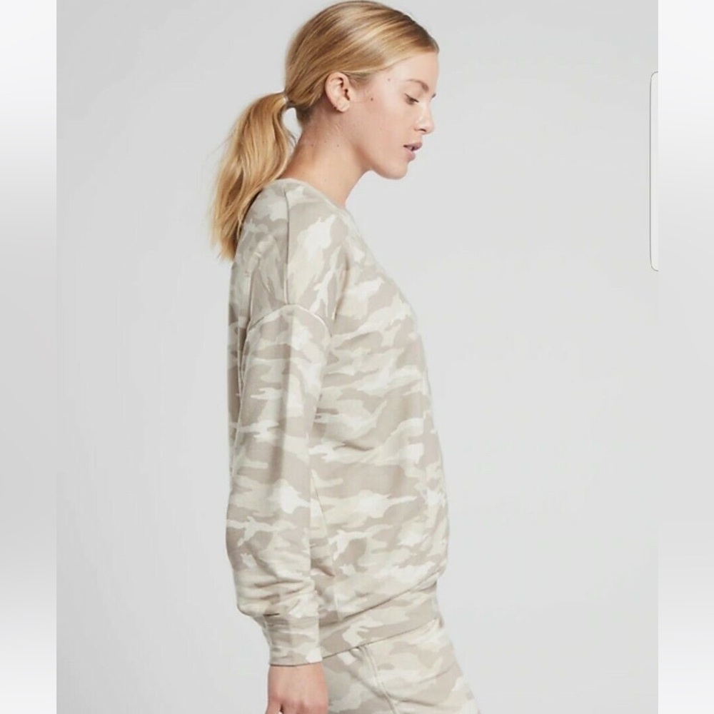 ATHLETA Studio To Street Printed Sweatshirt SM Camo Lux Oatmeal Heather - Picture 2 of 13
